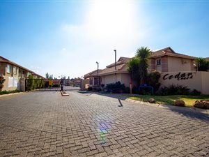 3 Bed Townhouse in Brentwood Park