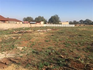 1418 m² Land available in Riversdale