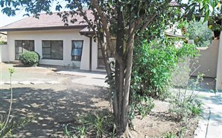 3 Bedroom House in Fichardtpark