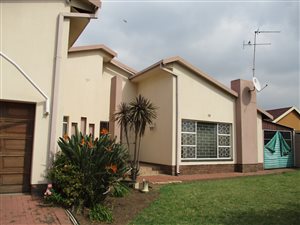 5 Bed House in Vanderbijlpark SE