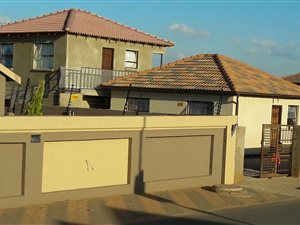 2 Bed House in Soweto Central