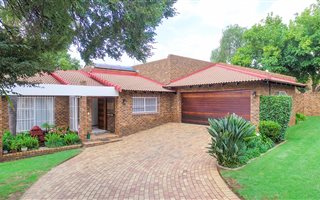 3 Bedroom House in Dowerglen and Ext