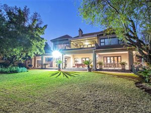 5 Bed House in Woodhill
