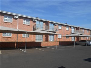2 Bed Apartment in Empangeni Central