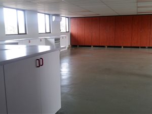 334 m² Commercial space in Georgeville