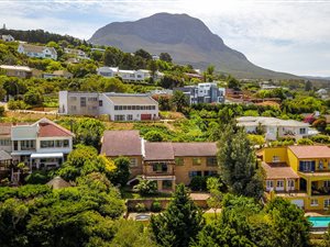 3 Bed House in Spanish Farm