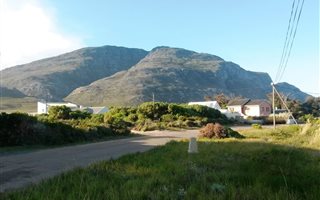 600 m² Land available in Bettys Bay