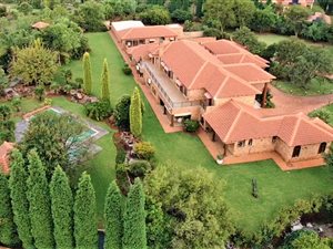 5 Bed House in Mooikloof Equestrian Estate