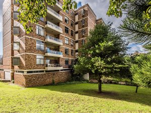 3 Bed Apartment in Newlands