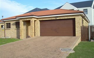 3 Bedroom Townhouse in Kuilsriver