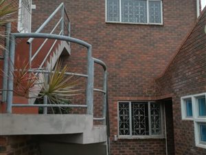 3 Bed House in Umhlatuzana
