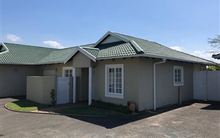 2 Bedroom Townhouse in Mt Edgecombe