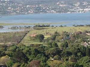 1 m² Land available in Lake Brenton
