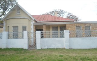 4.5 Bedroom House in Southernwood