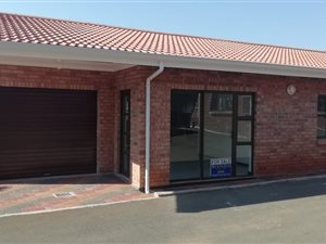 3 Bed Simplex in Effingham