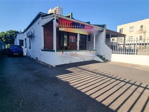 126 m² Commercial space in Glenwood