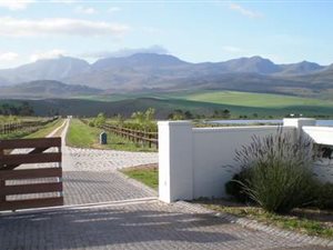 1000 m² Land available in Bot River