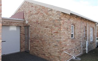 2 Bedroom Townhouse in South End
