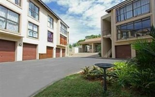 1 Bedroom Apartment in Illovo Beach