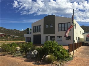 401 m² Commercial space in Pringle Bay