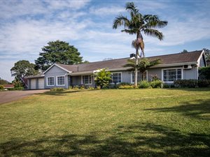 4 Bed House in Hillcrest Park