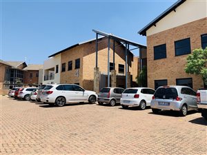 126 m² Commercial space in Tijger Valley and surrounds