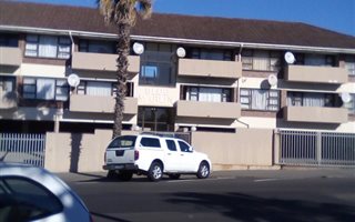 2 Bedroom Flat in Quigney