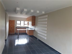 3 Bedroom Townhouse in Van Riebeeck Park