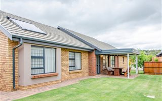 3 Bedroom House in Olympus