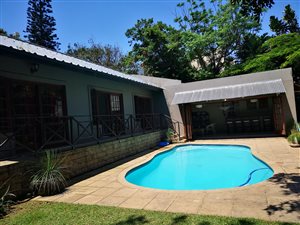 4 Bed House in Salt Rock