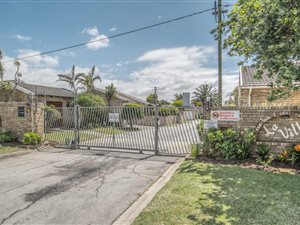 3 Bed Townhouse in Lorraine