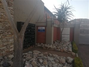 2 Bed Apartment in Booysens
