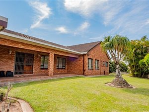 3 Bed House in Hatton Estate