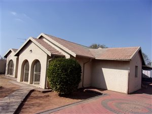 3 Bed House in Palmridge