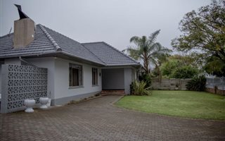 4 Bedroom House in Courtrai