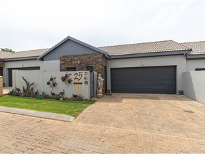 3 Bed House in Pomona