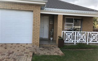 4 Bedroom Townhouse in Bellville Central