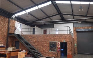 391 m² Industrial space in Bartlett