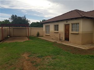 3 Bed Townhouse in Tuscan Village