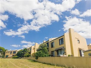 3 Bed Duplex in Montclair