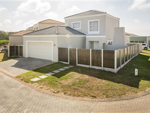 3 Bedroom House in Westbrook