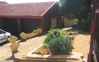 3 Bedroom House in Suideroord