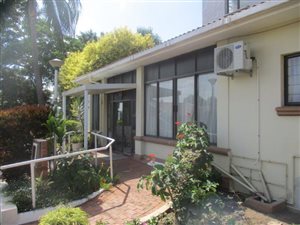 1 Bed Apartment in Pinetown Central