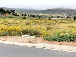 306 m² Land available in St Helena Views