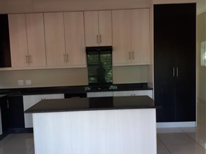 3 Bedroom Apartment in Emmarentia