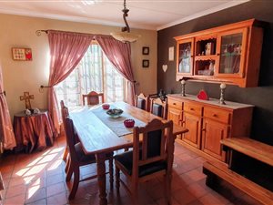3 Bed House in Highveld