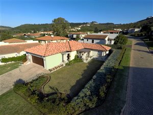 3 Bed House in Schoongezicht