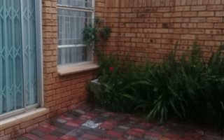 2 Bedroom Townhouse in Rangeview