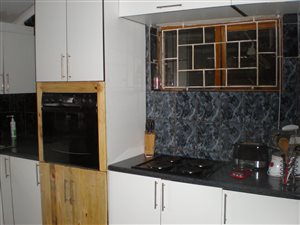 4 Bed House in Ruyterwacht