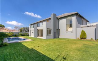 4 Bedroom House in Houghton Estate